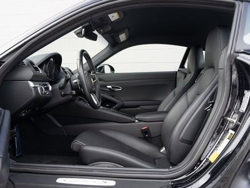 Used 2024 Porsche 718 Cayman S image 18