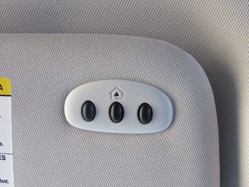 Used 2024 Ford Edge Titanium image 29