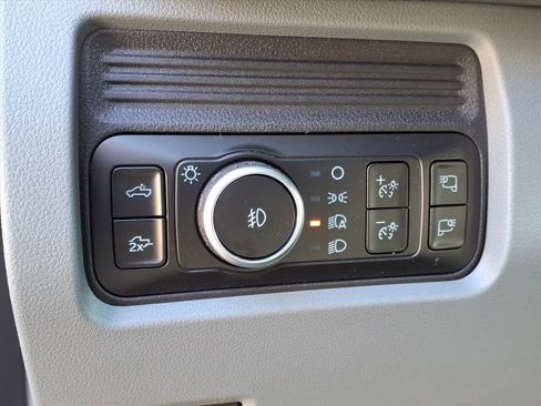 New 2026 Ford F350 XLT w/ XLT Premium Package image 22