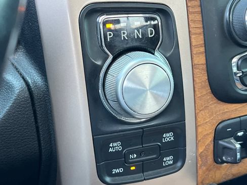 Used 2017 RAM 1500 Laramie Longhorn image 24