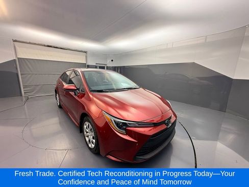 Used 2026 Toyota Corolla LE image 6