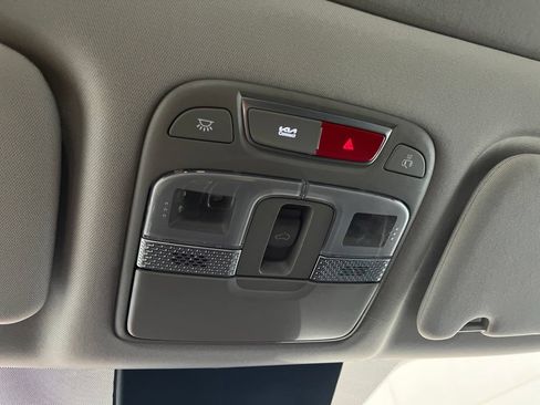 Used 2025 Kia Telluride S FWD image 77