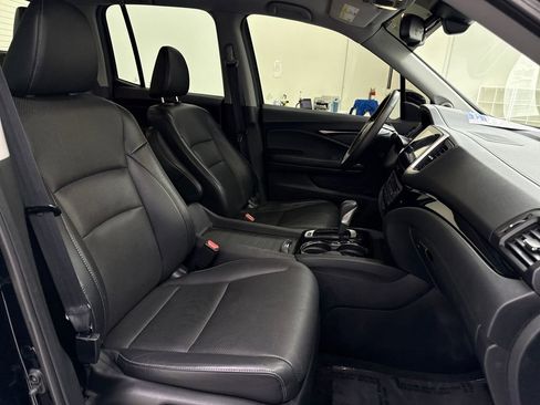 Used 2017 Honda Ridgeline RTL-E image 23