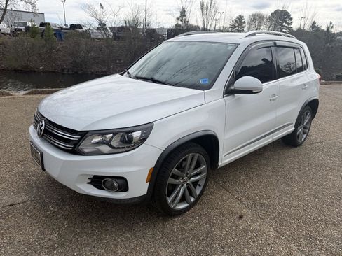 Used 2015 Volkswagen Tiguan R-Line image 8