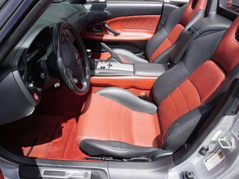 Used 2005 Honda S2000 image 19