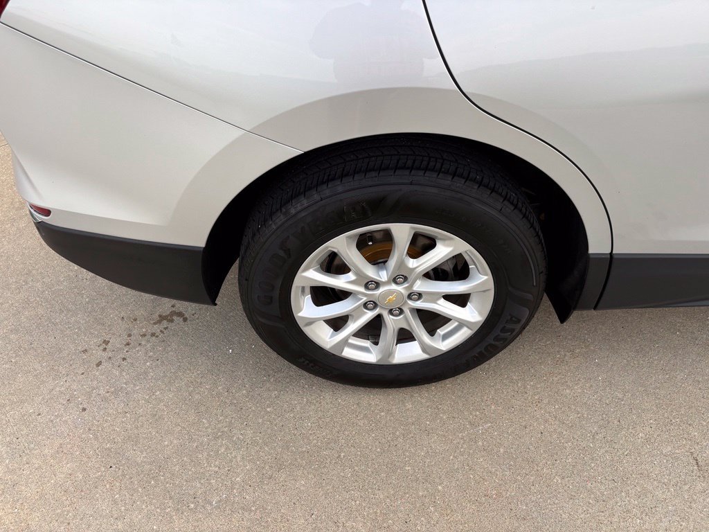 Used 2019 Chevrolet Equinox LT AWD/4WD image 46
