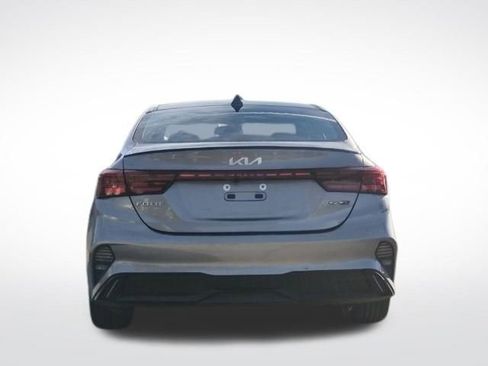 Certified 2023 Kia Forte GT-Line w/ GT-Line Technology Package image 11