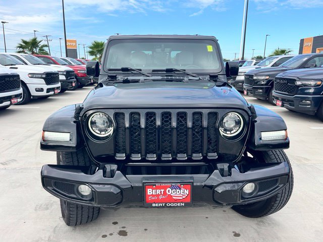 Used 2023 Jeep Gladiator Overland AWD/4WD image 2