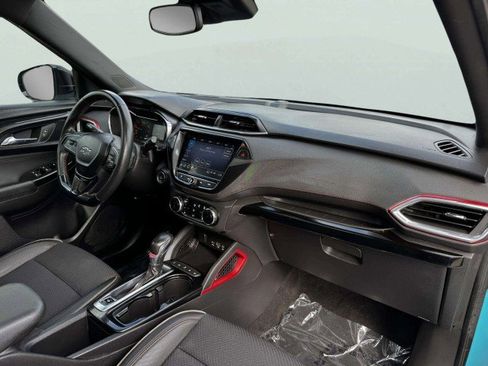 Used 2021 Chevrolet TrailBlazer RS w/ Sun and Liftgate Package image 47