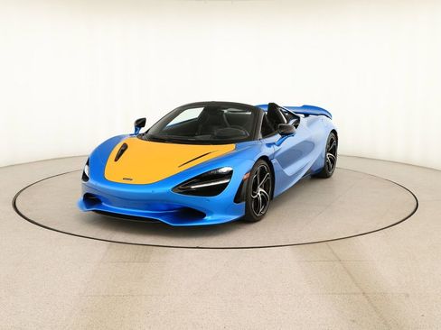Used 2024 McLaren 750S Spider RWD image 13