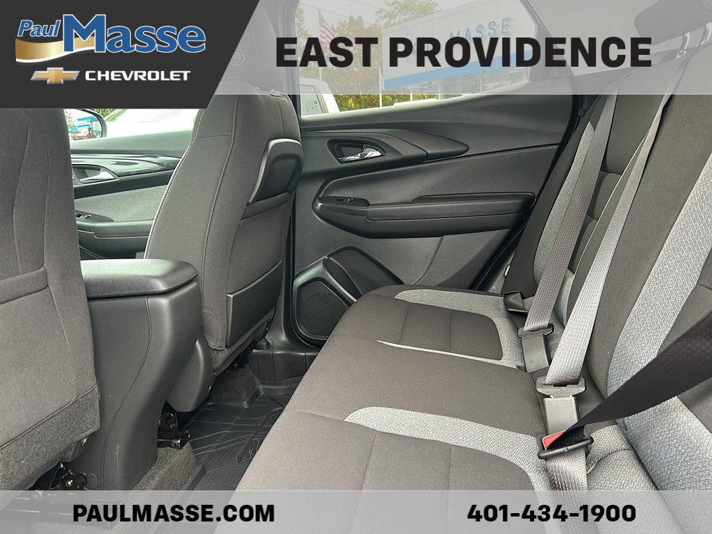 Used 2024 Chevrolet TrailBlazer LT w/ LT Cold Weather Package FWD image 15