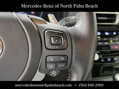 Used 2022 Lexus IS 350 F Sport RWD image 19
