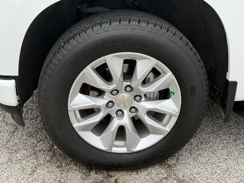 Used 2021 Chevrolet Silverado 1500 Custom RWD image 7