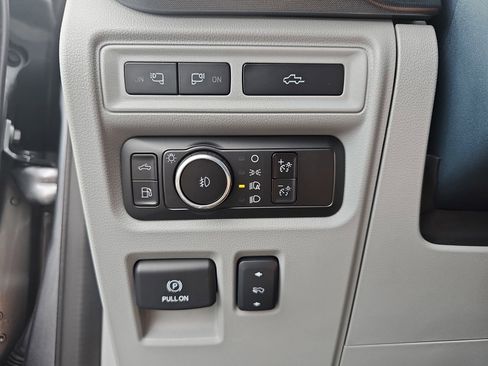 Used 2023 Ford F150 Limited AWD/4WD image 23