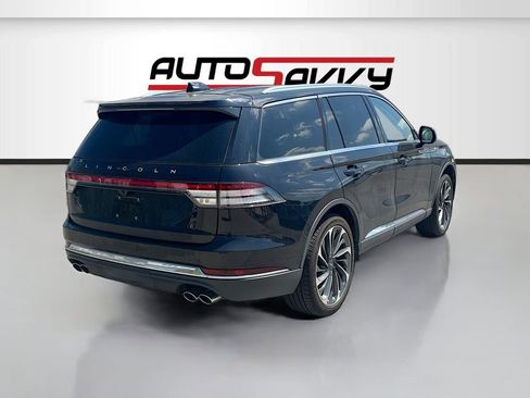 Used 2025 Lincoln Aviator Reserve w/ Equipment Group 201A image 7