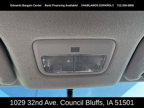 Used 2010 Pontiac Vibe Base w/ Preferred Package image 22