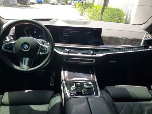 Used 2026 BMW X5 xDrive40i w/ Executive Package AWD/4WD image 14