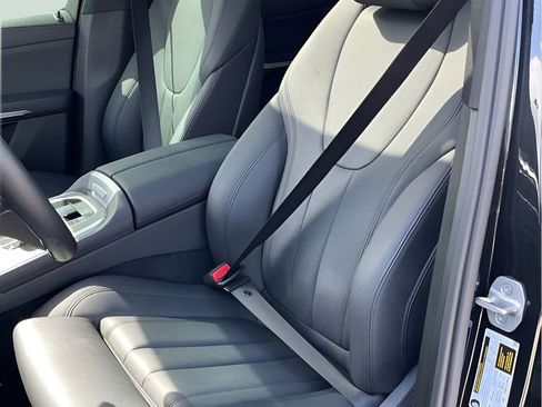 Used 2021 BMW X5 sDrive40i w/ Premium Package RWD image 30