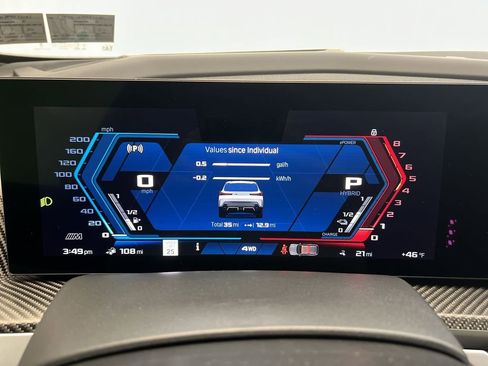 New 2023 BMW XM image 16