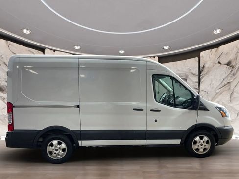 Used 2017 Ford Transit 150 130 Medium Roof RWD image 9