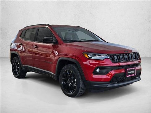 New 2026 Jeep Compass Latitude image 7