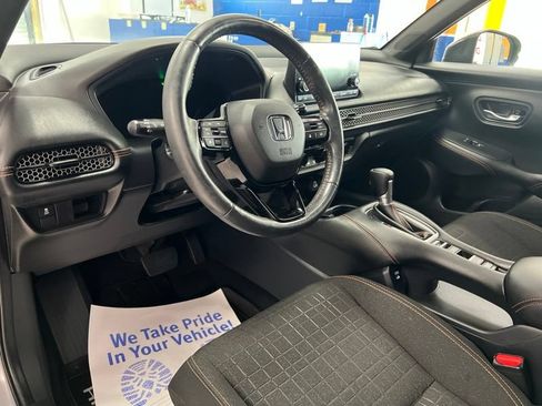 Used 2024 Honda HR-V Sport image 18