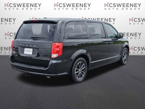 Used 2019 Dodge Grand Caravan SE FWD image 5