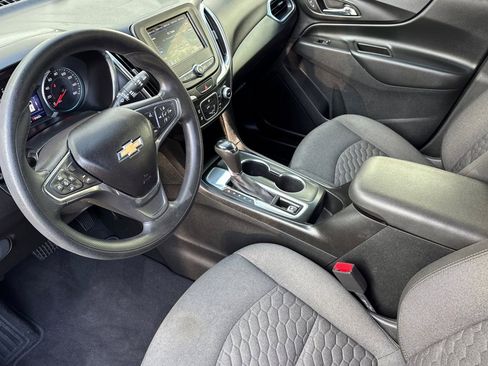 Used 2020 Chevrolet Equinox LT image 11