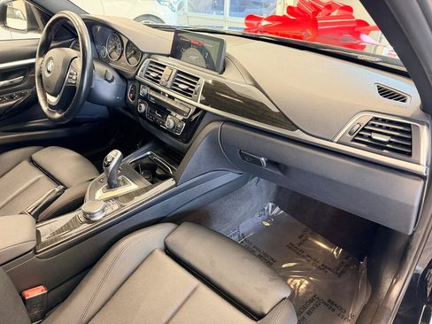 Used 2018 BMW 330i Sedan RWD image 24