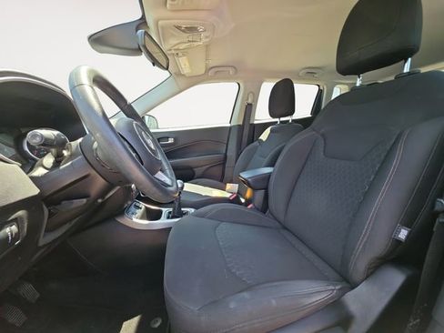 Used 2017 Jeep Compass Sport FWD image 9