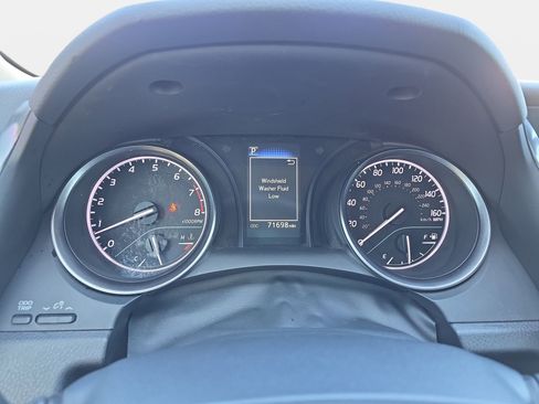 Used 2023 Toyota Camry SE image 18