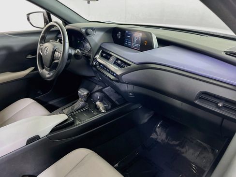 Used 2021 Lexus UX 250h w/ Accessory Package (Z2) AWD/4WD image 26