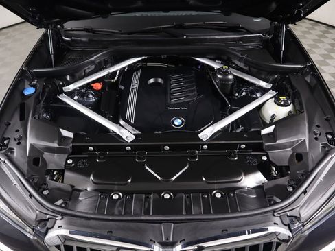 Used 2022 BMW X5 xDrive40i w/ Executive Package image 30