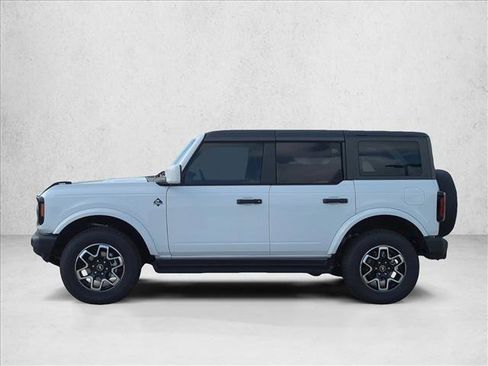 New 2026 Ford Bronco Outer Banks AWD/4WD image 5