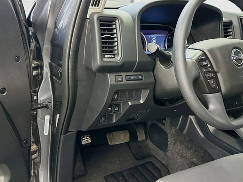 Used 2022 Nissan Frontier S w/ Technology Package image 17