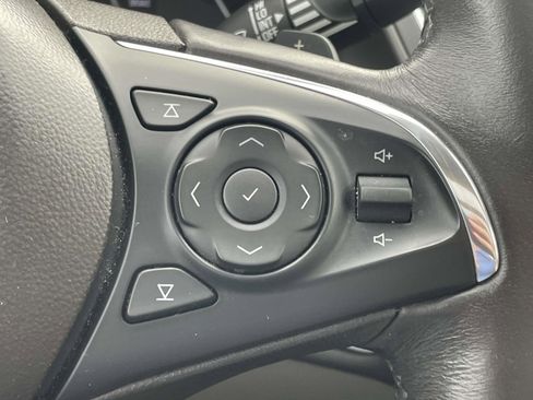 Used 2018 Buick LaCrosse Essence w/ Sun and Shade Package image 7