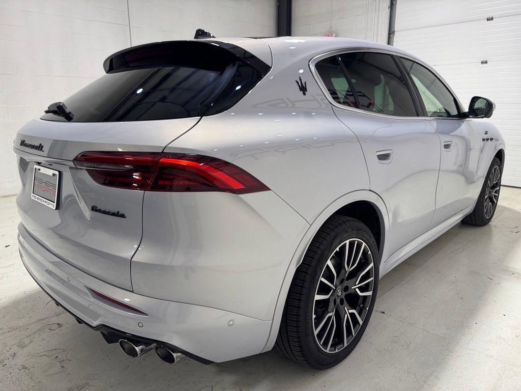 Used 2023 Maserati Grecale GT AWD/4WD image 7