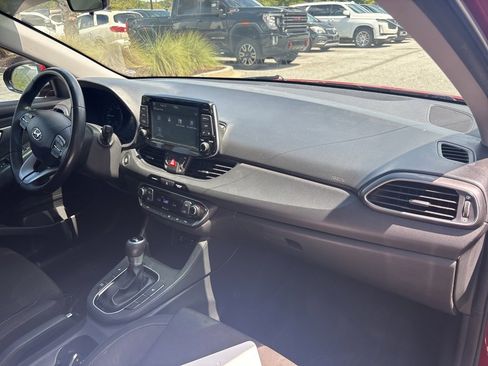 Used 2018 Hyundai Elantra GT w/ Style Package 02 image 37