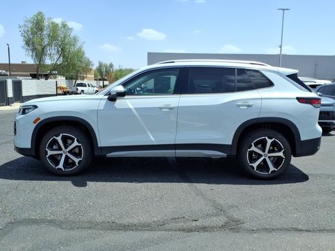 New 2026 Volkswagen Tiguan SE AWD/4WD image 2