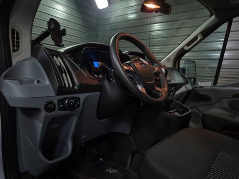 Used 2018 Ford Transit 350 XLT image 13