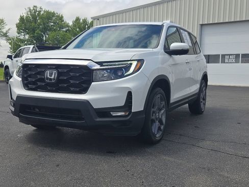 Used 2023 Honda Passport EX-L image 3