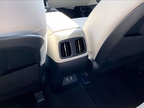 Used 2023 Hyundai Tucson Limited image 33