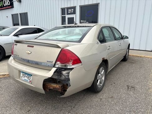 Used 2008 Chevrolet Impala LT w/ Luxury Edition Package FWD image 8