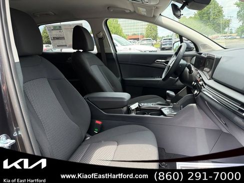 New 2026 Kia Sportage LX w/ LX Convenience Package AWD/4WD image 11