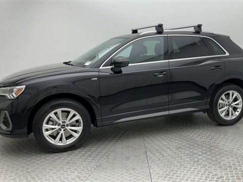 Certified 2025 Audi Q3 2.0T Premium Plus image 6