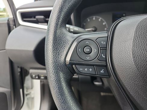 Used 2023 Toyota Corolla LE image 27