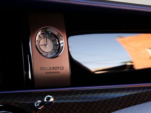 Used 2023 Rolls-Royce Ghost Black Badge w/ Black Badge Ghost Package image 14