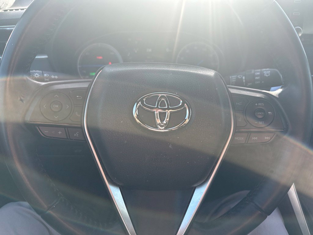 Used 2022 Toyota Venza XLE AWD/4WD image 16