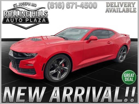 Used 2019 Chevrolet Camaro SS image 1
