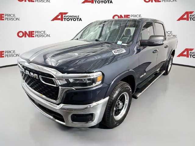 Used 2025 RAM 1500 Big Horn AWD/4WD image 3